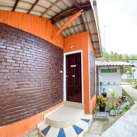 Dgeting Beach Resort Tumpat Exterior photo