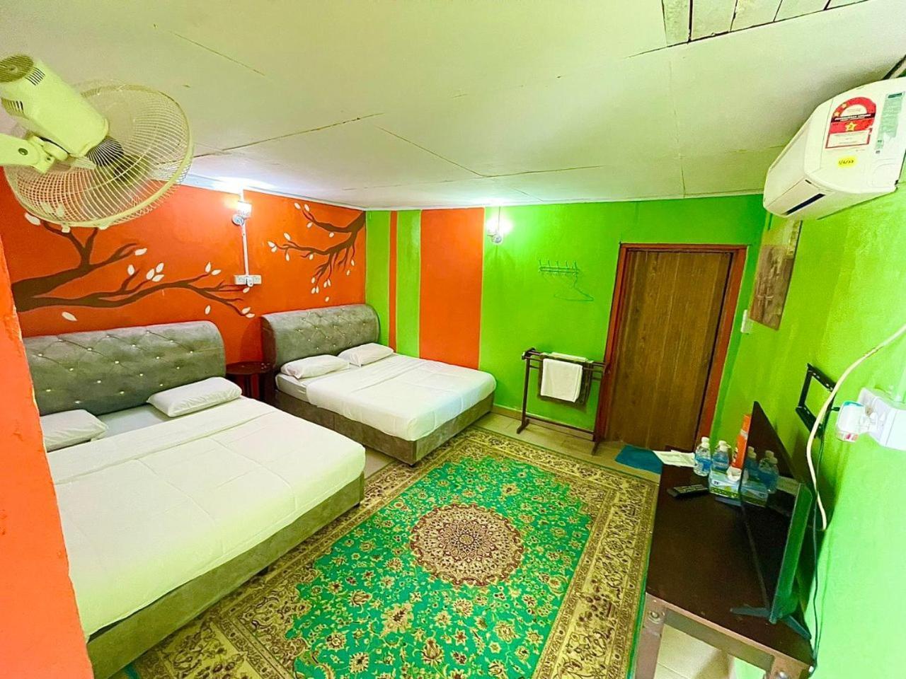 Dgeting Beach Resort Tumpat Exterior photo